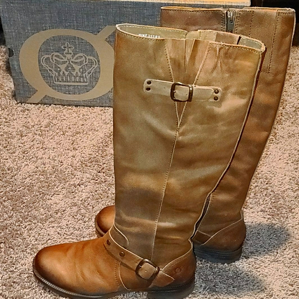 Born boots